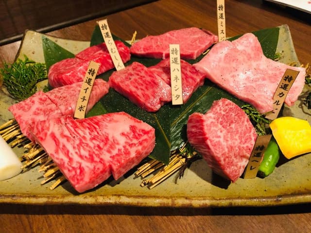 炭焼肉 石田屋。 本店 - サブ画像1