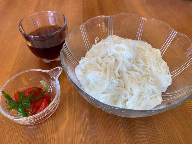 カフェ・ティアラ - サブ画像1