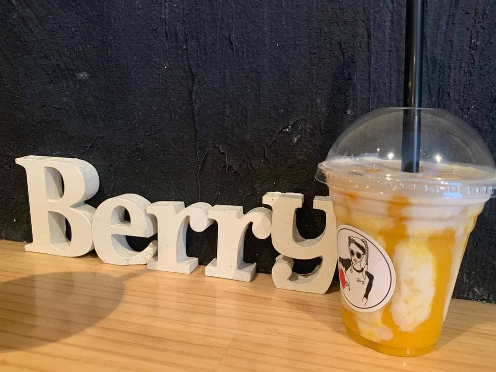 フルーツチューハイ専門店 Berry