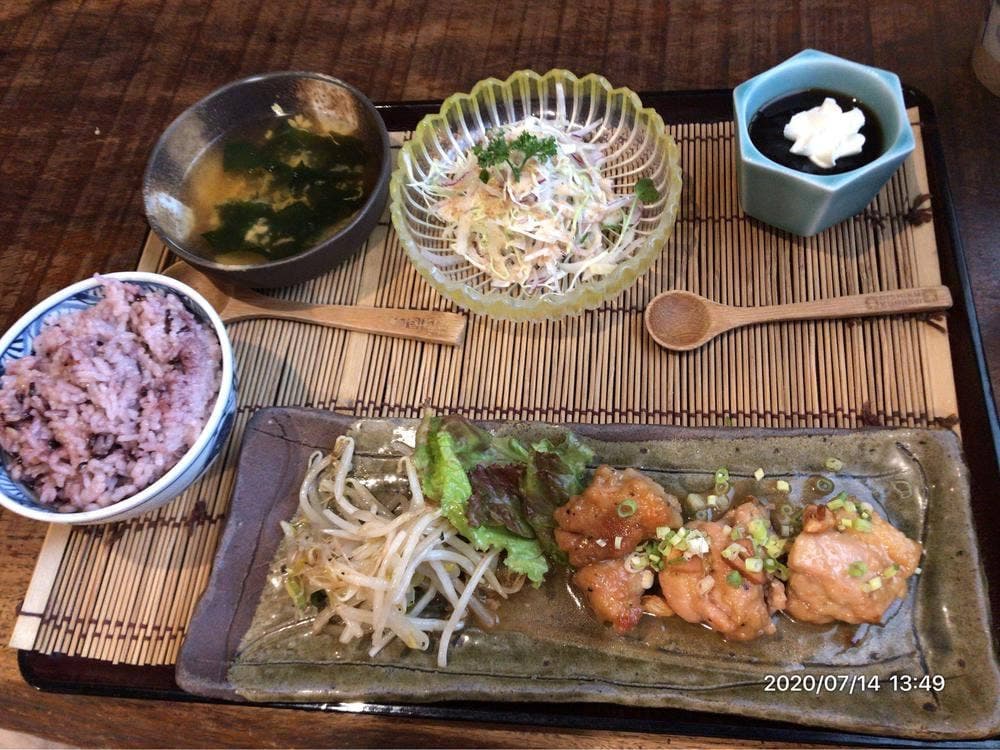 無国籍料理 ガラム