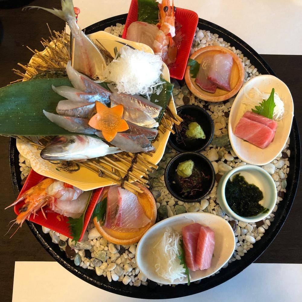 THE BEACH KUROTAKE お食事処