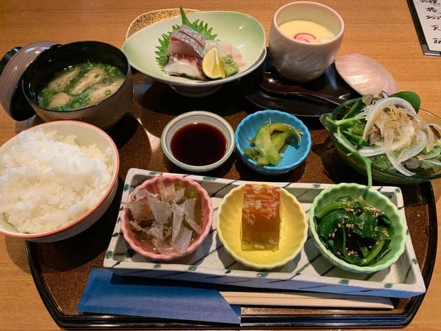明石 鱗 - サブ画像1
