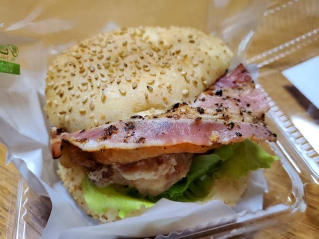 ベーカリー パンドーネ - サブ画像2