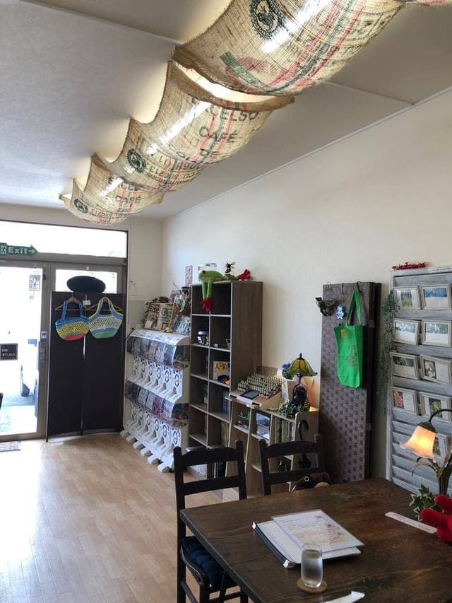 がちゃがちゃとお茶の店 かえる亭 - サブ画像2