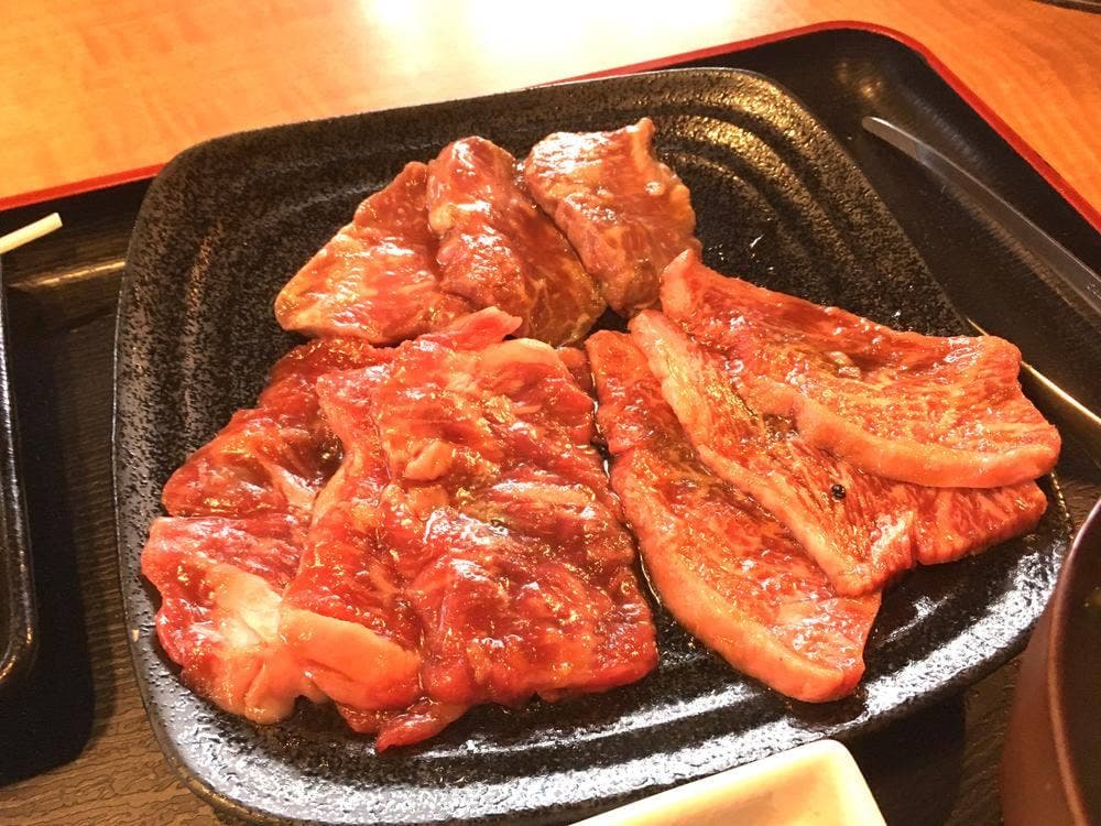 炭火焼肉 あかみうし