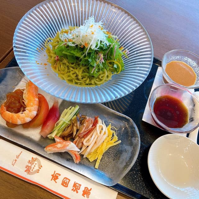 南国酒家 羽田空港店 - サブ画像1