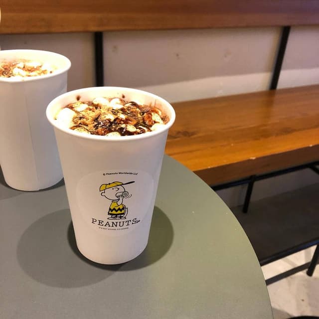 PEANUTS Cafe 神戸 - サブ画像1