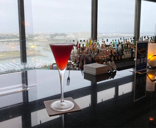 バー プラネート ロワジールホテル 那覇 - サブ画像2