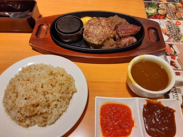 ステーキ宮 町田木曽店 - サブ画像2