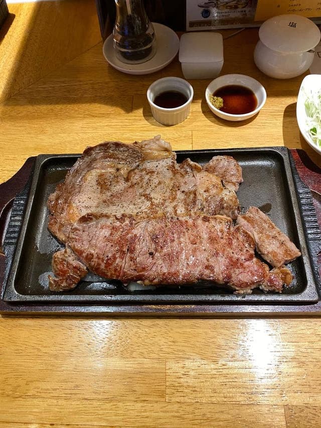 ステーキハウスアオヤマ - サブ画像2