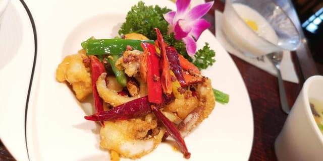 中国旬彩料理 東方紅 二子玉川本店 - サブ画像1