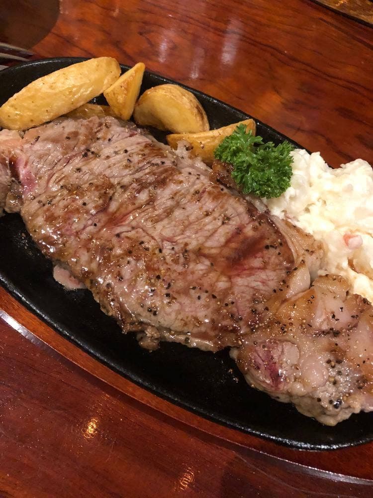 FOOD＆BAR WANTED