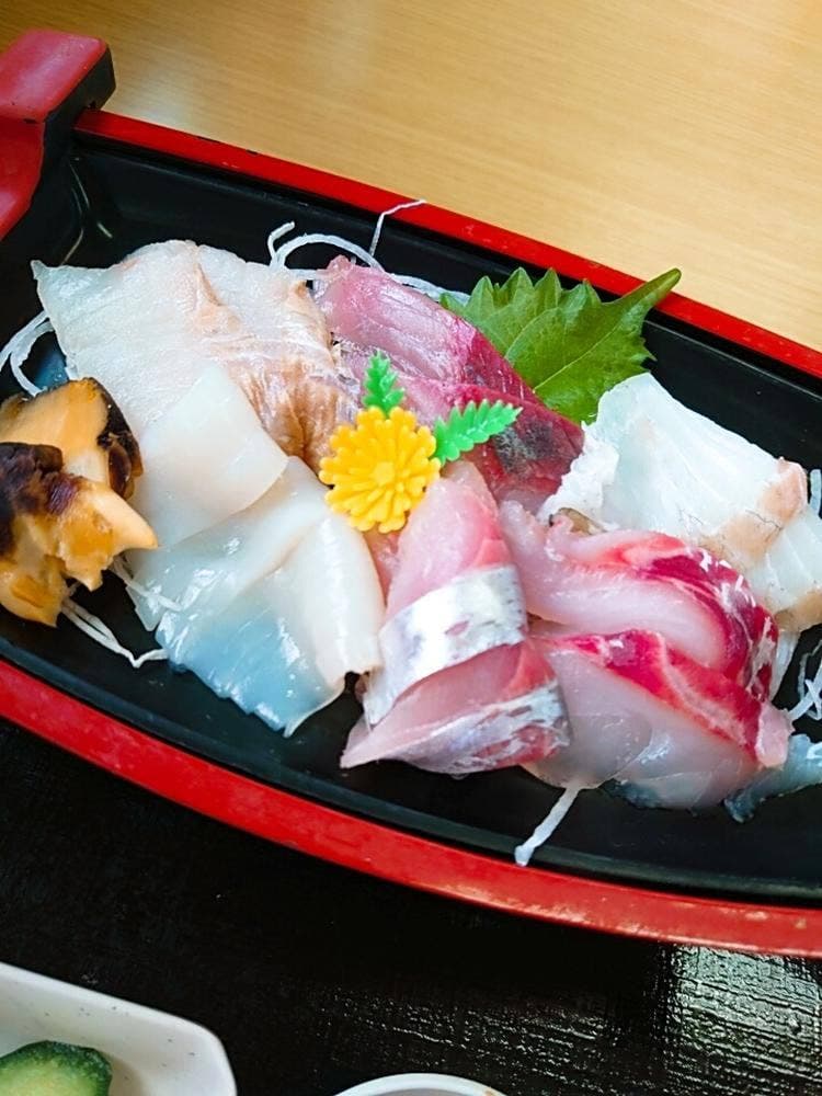 岩船漁港直売所 漁師食堂