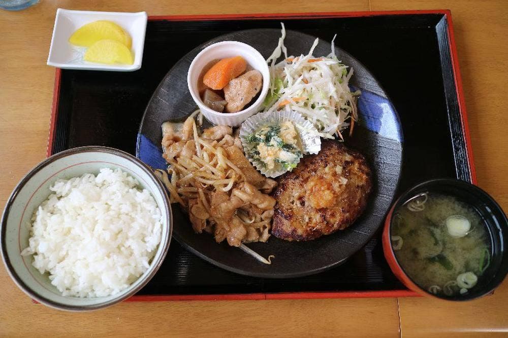 季の華食堂