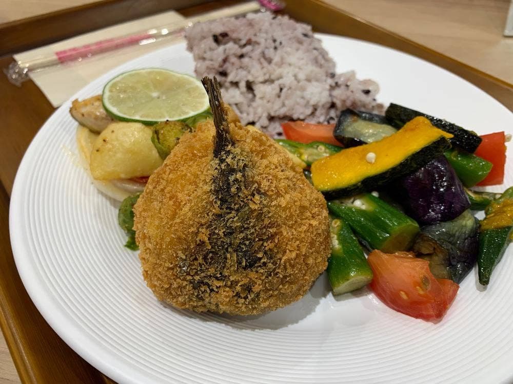 リワードキッチンプラス イオンスタイル座間店