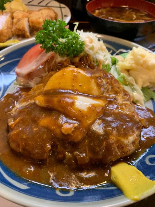 とんかつ&ステーキ岡田 - サブ画像3