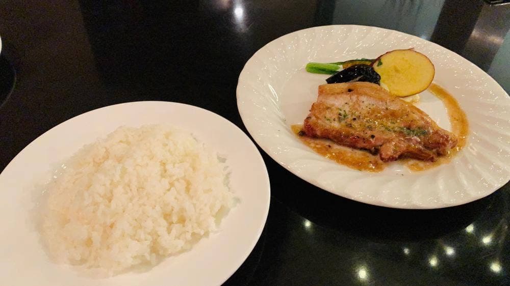 STELLA 成田駅前店