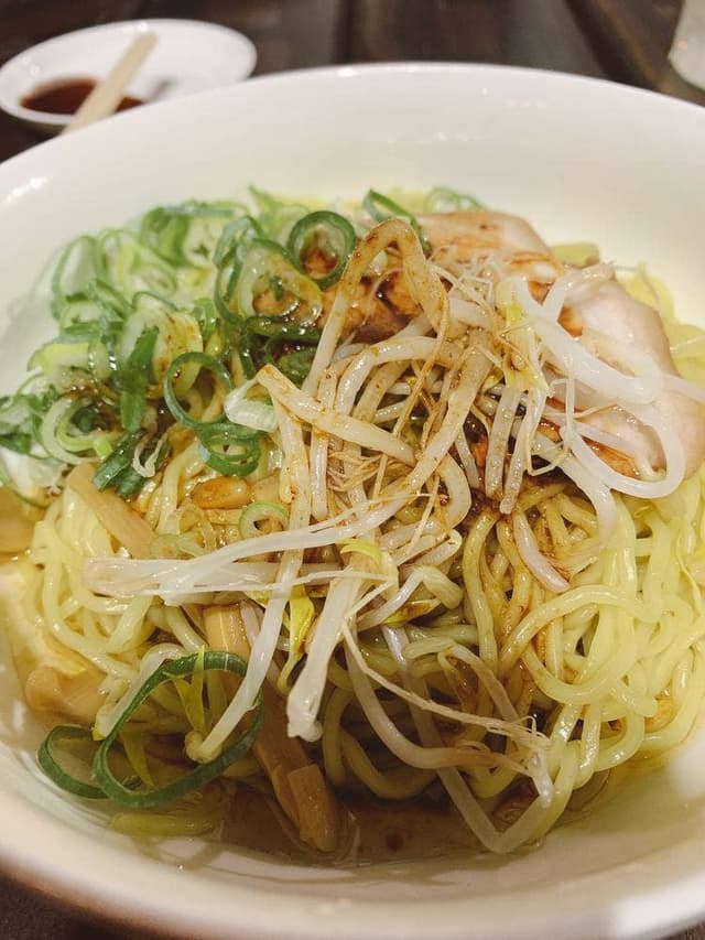 烏骨鶏ラーメン 龍 - サブ画像1