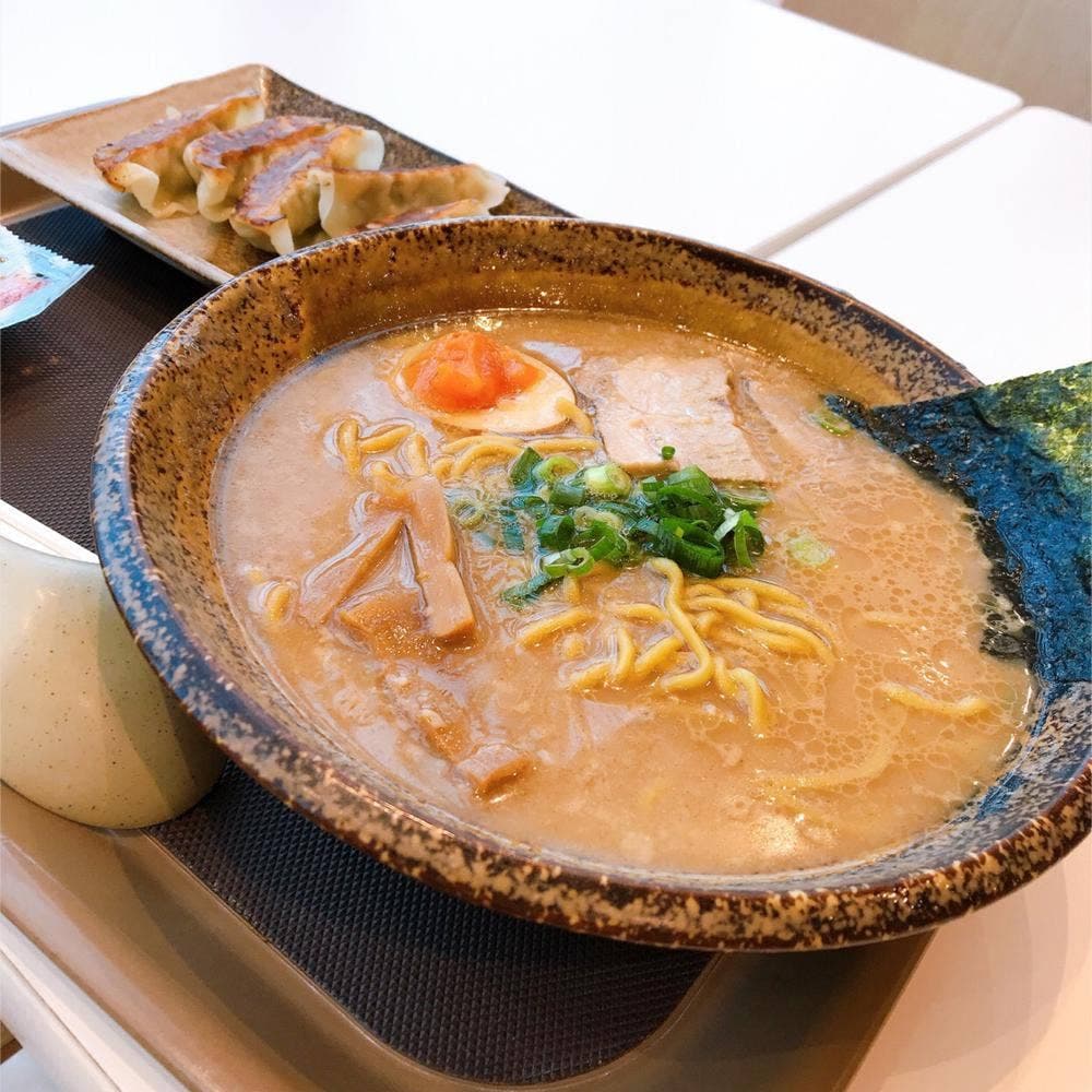 越後秘蔵麺 無尽蔵 せんしゅう家