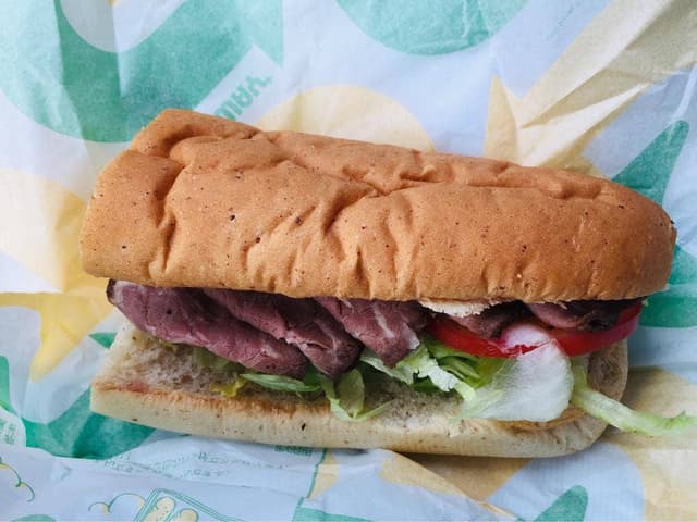 サブウェイ 波の上ビーチ店 - サブ画像1