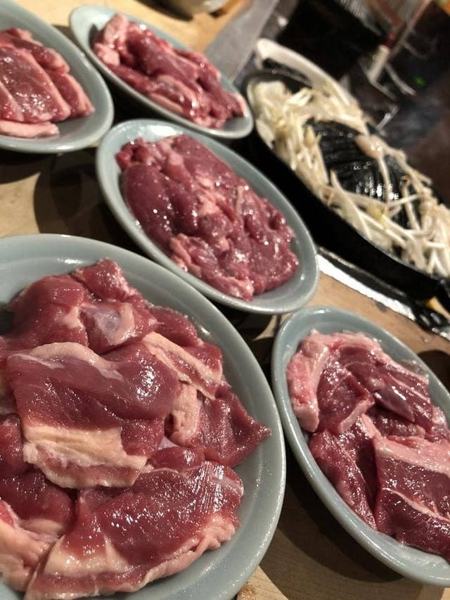 生ラムジンギスカン山小屋 - サブ画像1