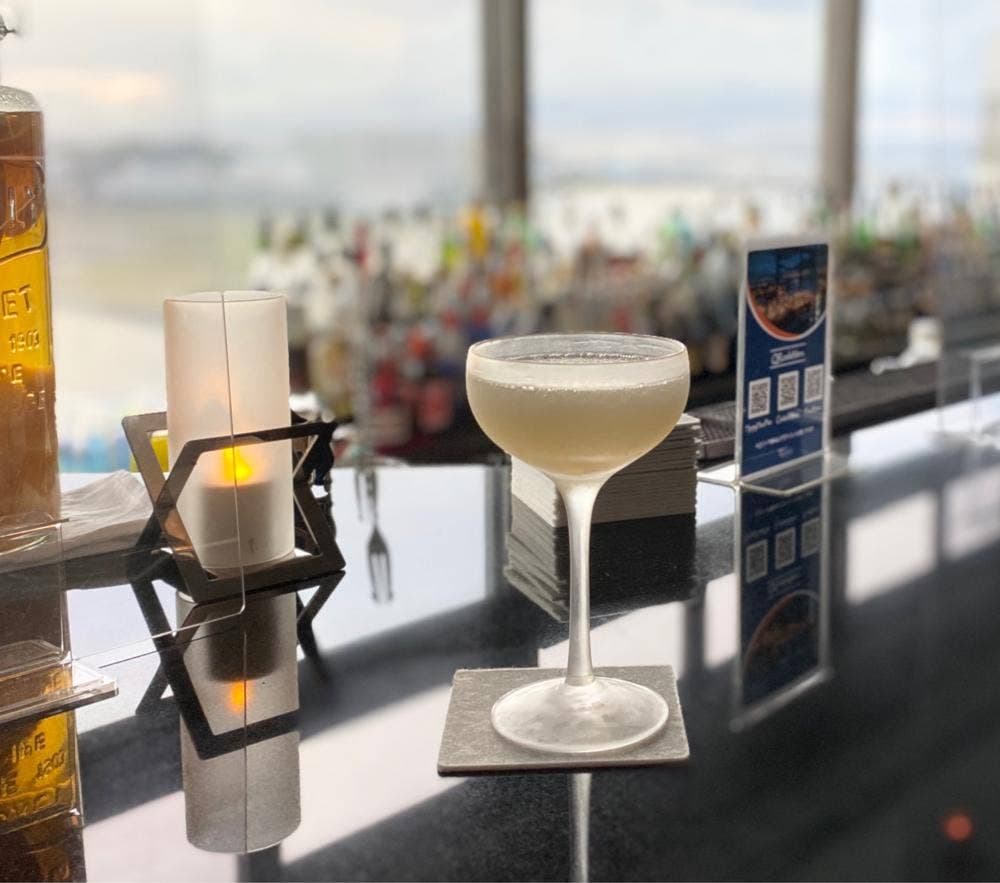 バー プラネート ロワジールホテル 那覇