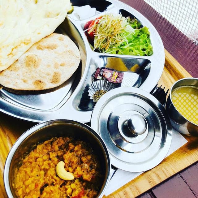 アジア雑貨とネパールカレー ティハール - サブ画像1