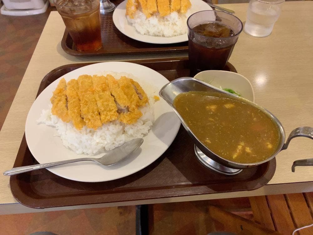 ポケットマーニー 首里本店