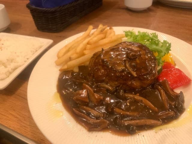CARTA 池袋店 - サブ画像1