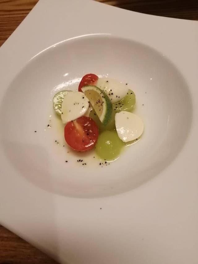 Japanese Cuisine 菜な 春吉店 - サブ画像2