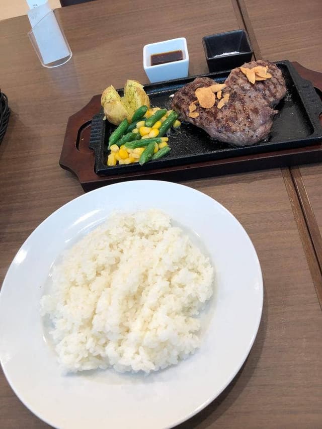 Cafe&Restaurant COCO 富士見台店 - サブ画像1