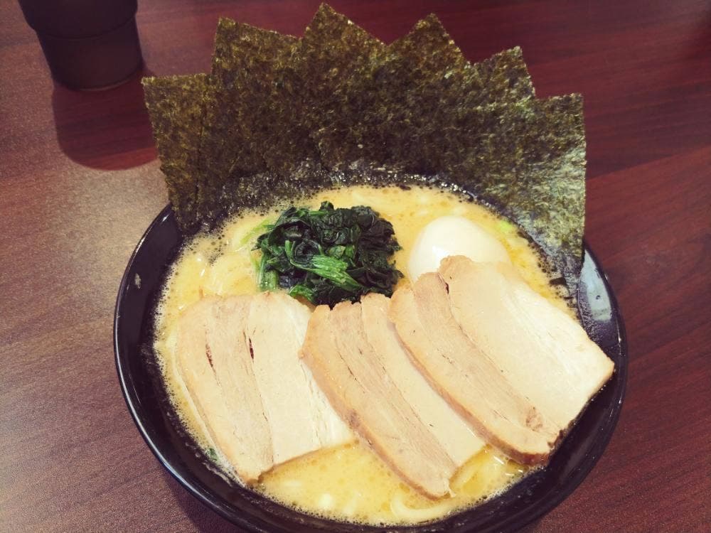 横浜家系ラーメン 龍馬家 長崎店