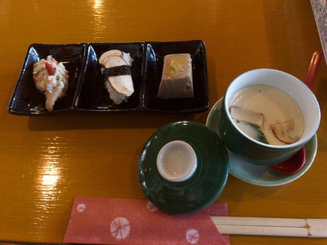 別所和苑 松茸山 - サブ画像1