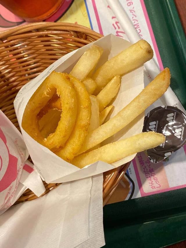 モスバーガー ベルクス岩槻店 - サブ画像1