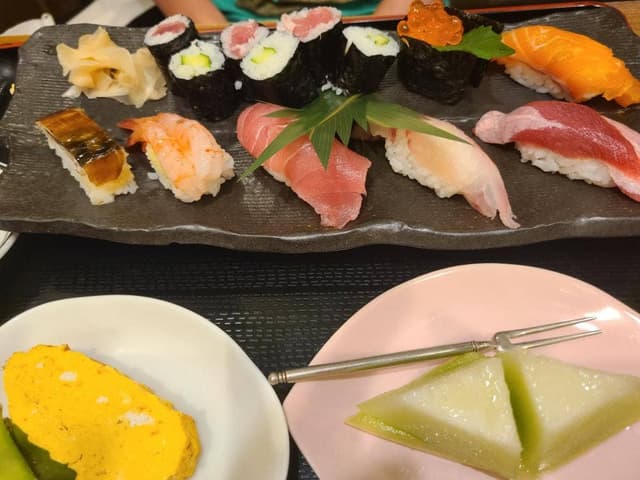 八久茂寿司 - サブ画像2