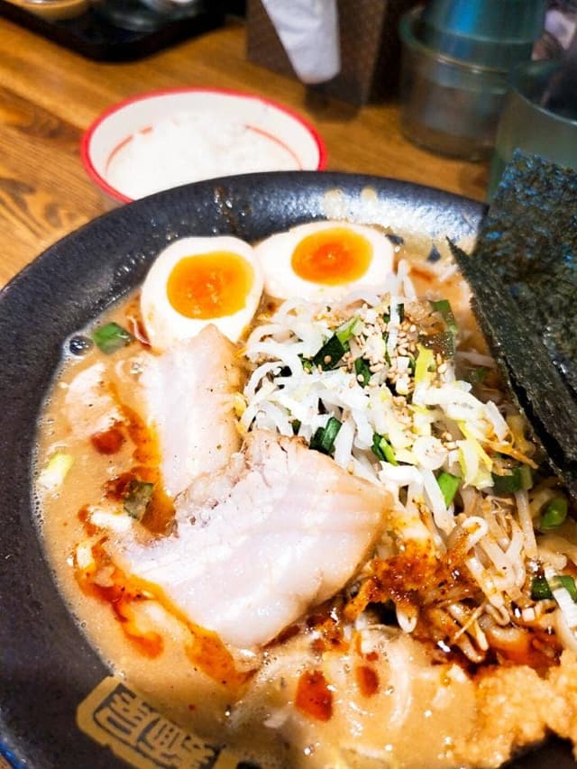 麺屋 やっとこ 三田店 - サブ画像3