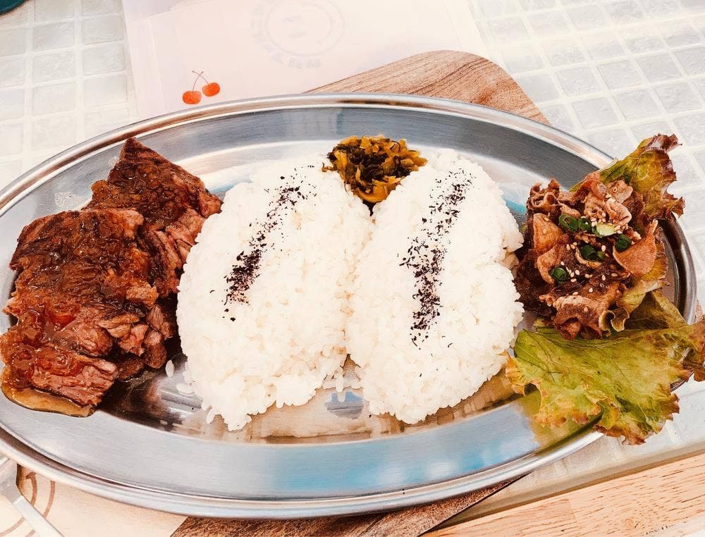 カリフォルニア食堂