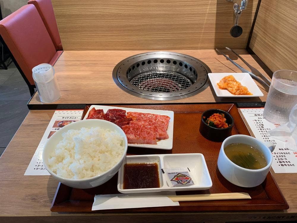 お肉やさんのひとり焼肉 ダイリキ 若江岩田駅前店
