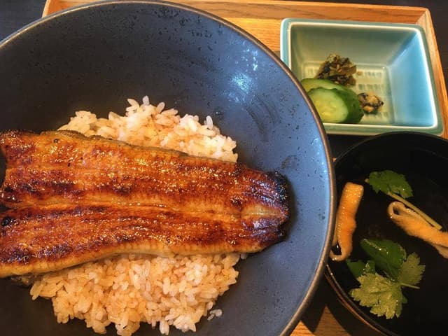 駒形 前川 新丸ビル店 - サブ画像3