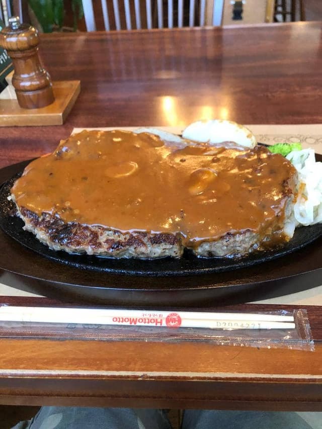 手作りハンバーグとピザの店 ライオン - サブ画像1