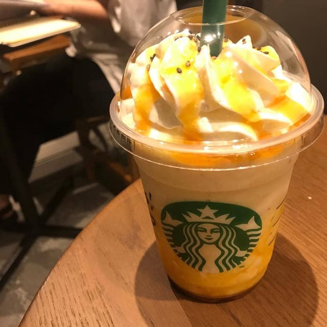 スターバックス コーヒー 梅田HEP FIVE店 - サブ画像3