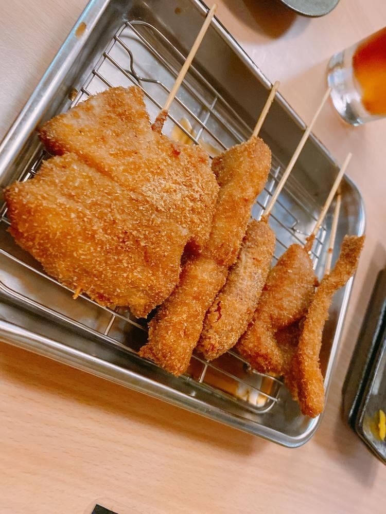 串かつ だるま屋