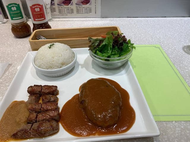 ステーキハウス蜂 博多阪急店 - サブ画像1