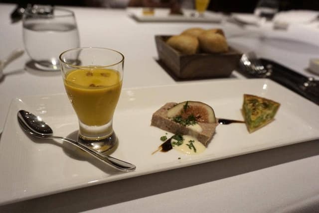 ダイニングルーム ウェスタンキュイジーヌ - サブ画像1