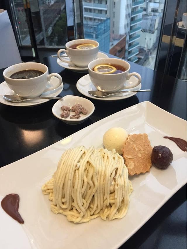 サロンドテモロゾフ 近鉄百貨店四日市店 - サブ画像3