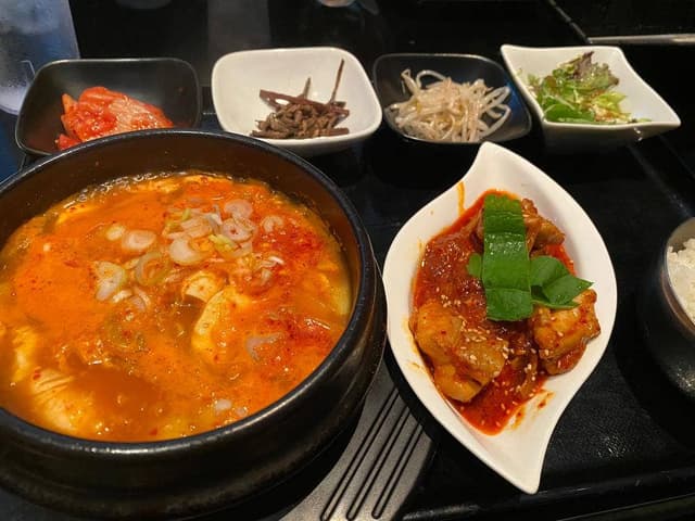 長寿韓酒房 海浜幕張店 - サブ画像1
