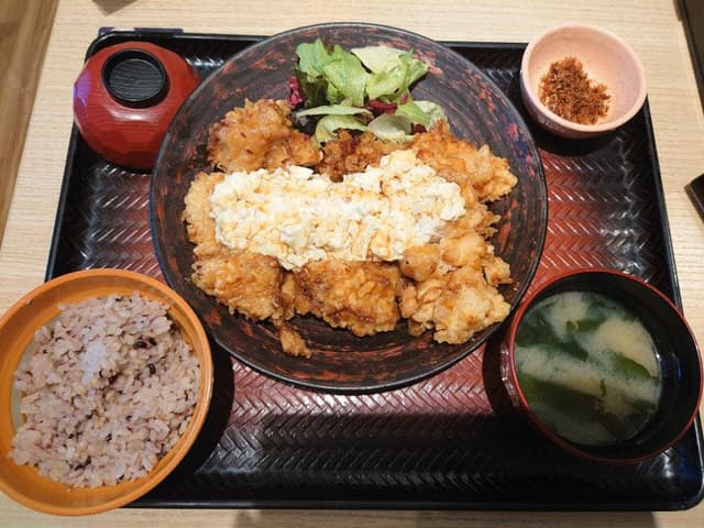 大戸屋ごはん処 新宿イーストサイドスクエア店 - サブ画像1