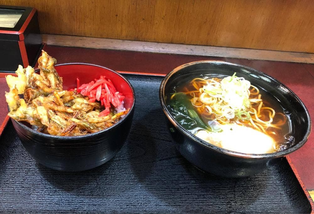 おそばとうどん 丸や