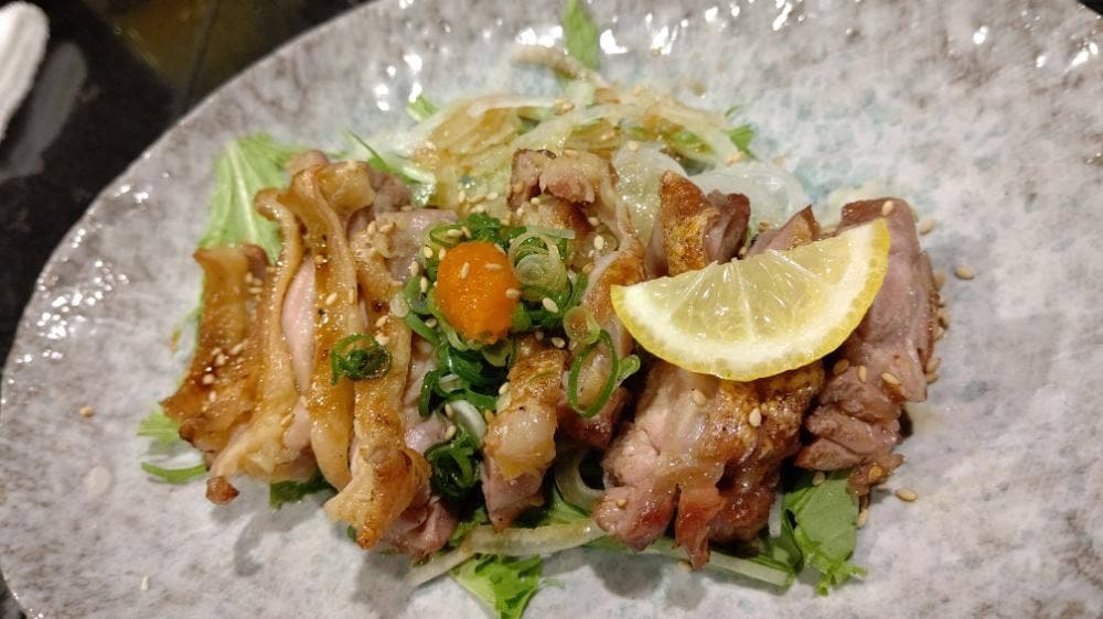 炭火焼鳥 笑っしょい