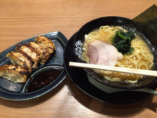 横浜家系ラーメン 町田商店 所沢店 - サブ画像2